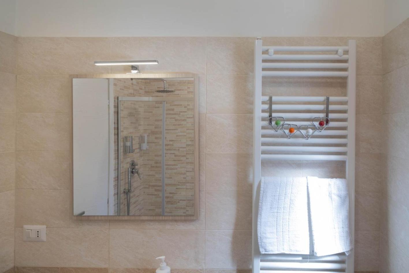 Let It B&B Apartment ซาแลร์โน ห้อง รูปภาพ